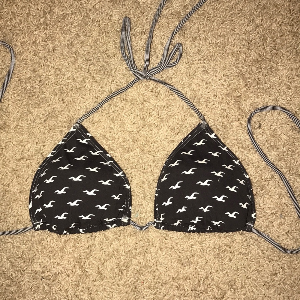 Hollister Bikini top. Never worn.